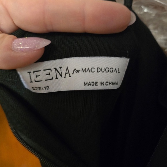 NWT Mac Duggal Elegant Black One-Shoulder Gown - Picture 6 of 6